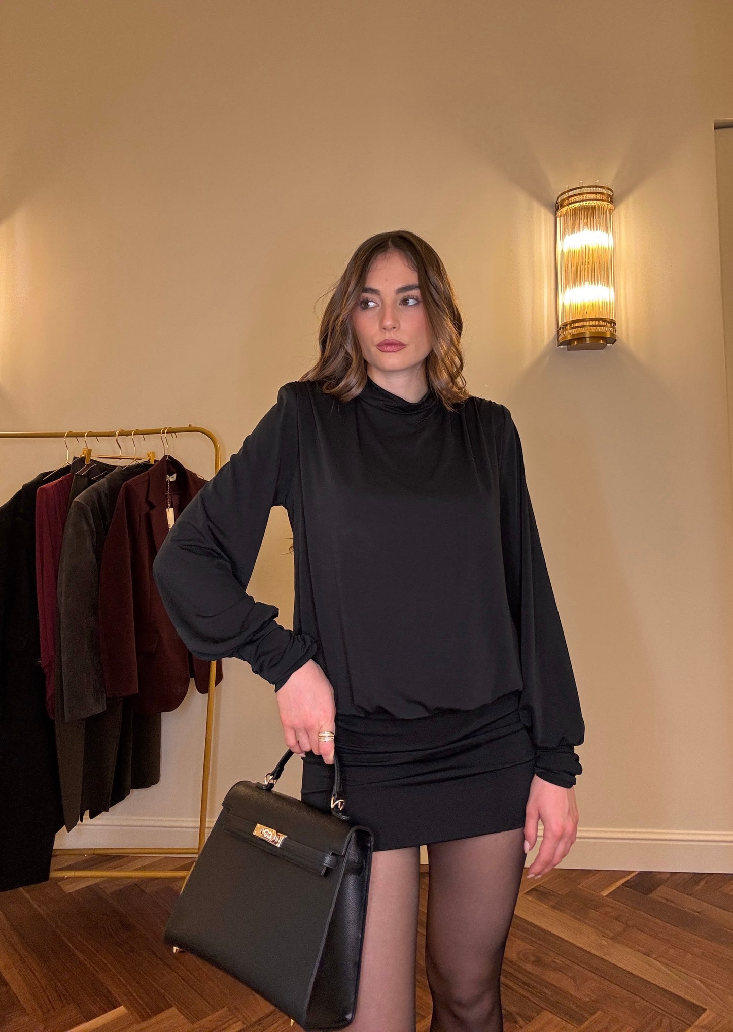 Abito Nero Schiena Scoperta – Chic