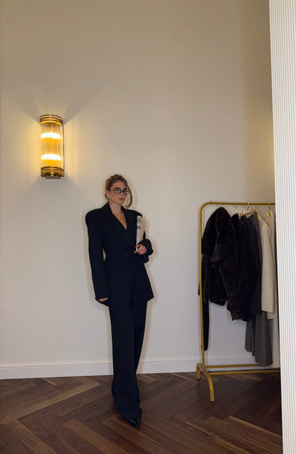 Tailleur Nero “Old Money Edition“ by Lumina