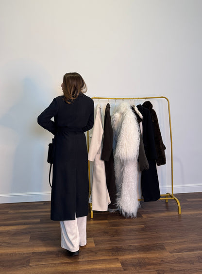 Cappotto Lungo con Cintura – Élégance Parisienne